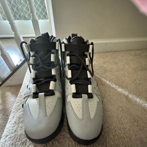 Nike Black and Gray High-Top Max 2 CB 94’s